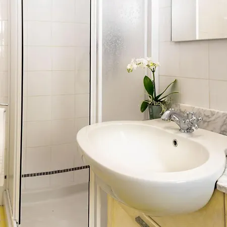 Sansedoni - Luxury Apartmán *